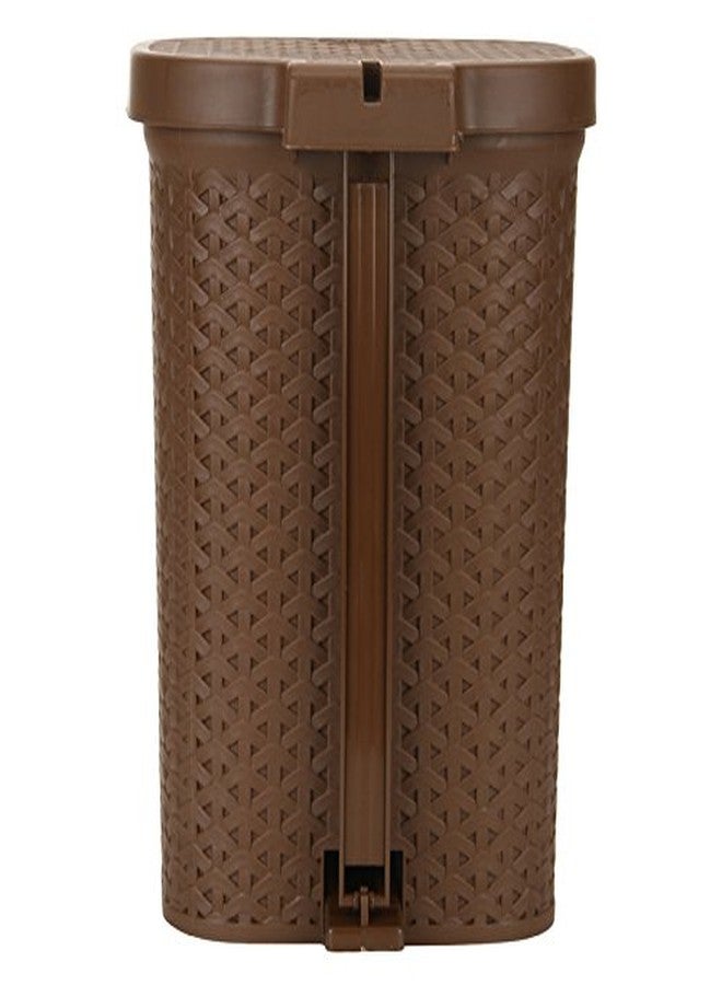 جايبي بلس سلة مهملات مربعة من جاي بي بلس، مزودة بدلو بلاستيكي قابل للإزالة | سلة مهملات بدواسة | سلة مهملات مربعة الشكل للمنزل والمطبخ والحمام والمكتب، سعة 7 لترات، لون بني - Image 2